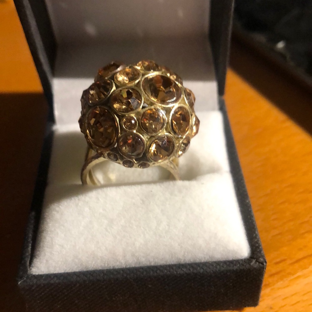 Large dinner ring good toned